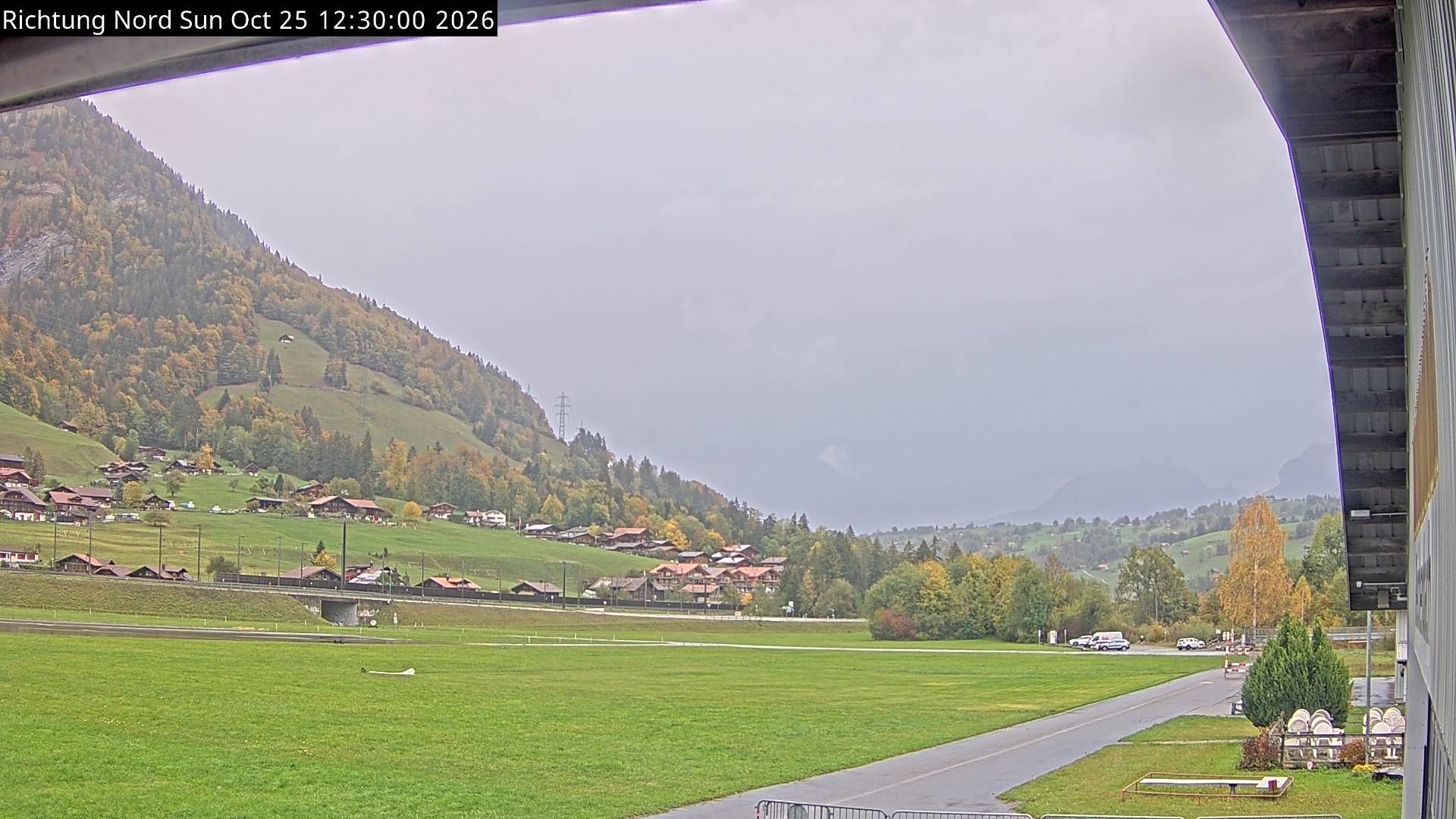 Reichenbach im Kandertal › Norden: Skydive by OUTDOOR - Air Base Drop Zone - Fluggruppe Reichenbach