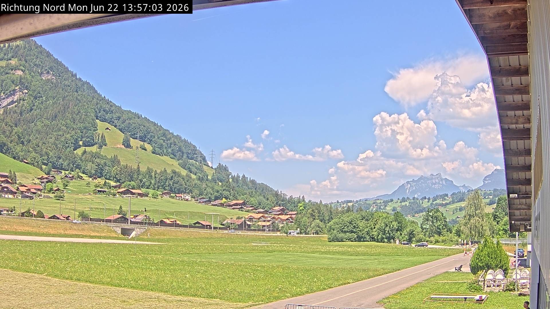 Reichenbach im Kandertal › Norden: Skydive by OUTDOOR - Air Base Drop Zone - Fluggruppe Reichenbach