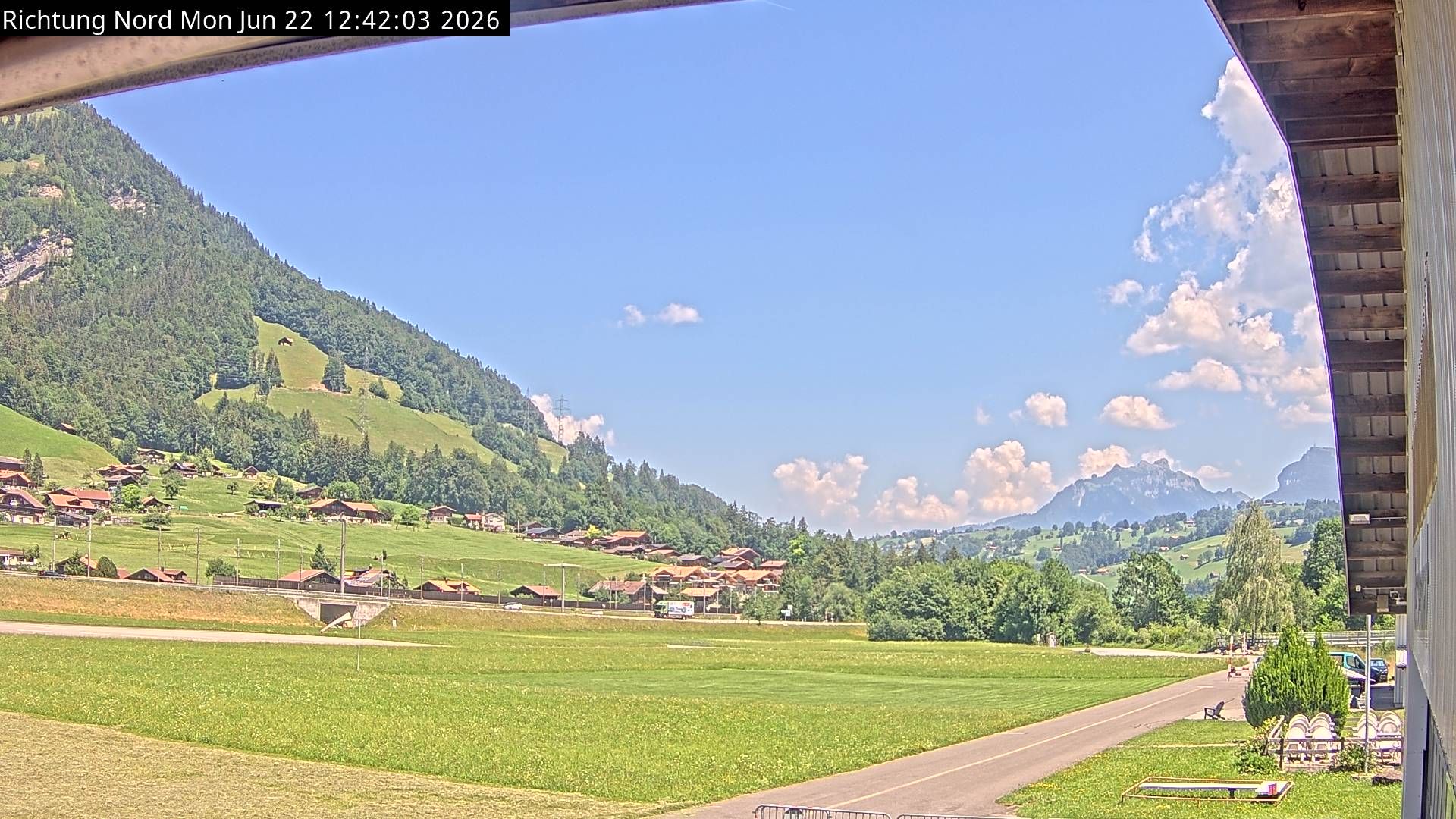Reichenbach im Kandertal › Norden: Skydive by OUTDOOR - Air Base Drop Zone - Fluggruppe Reichenbach