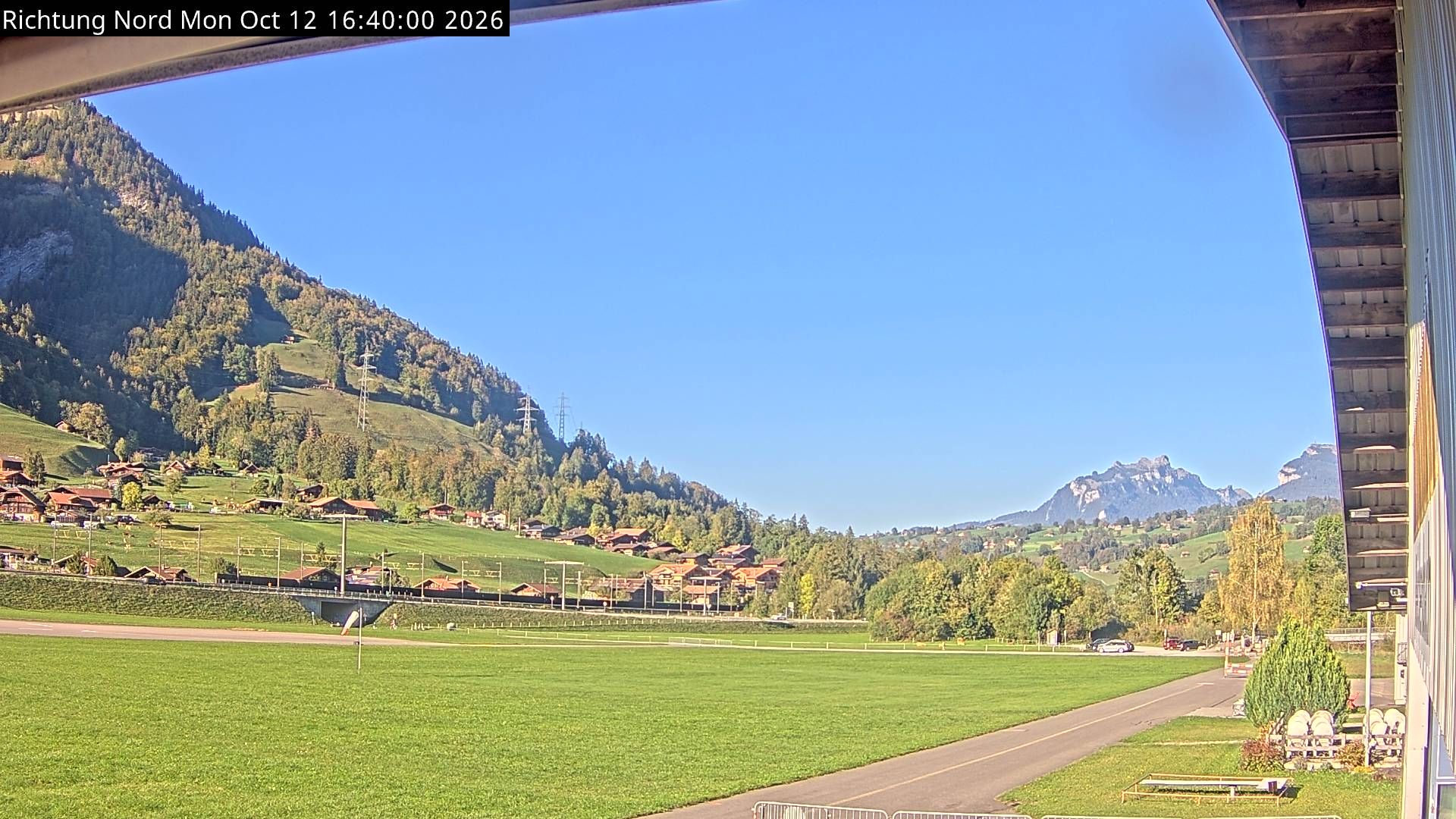 Reichenbach im Kandertal › Norden: Skydive by OUTDOOR - Air Base Drop Zone - Fluggruppe Reichenbach