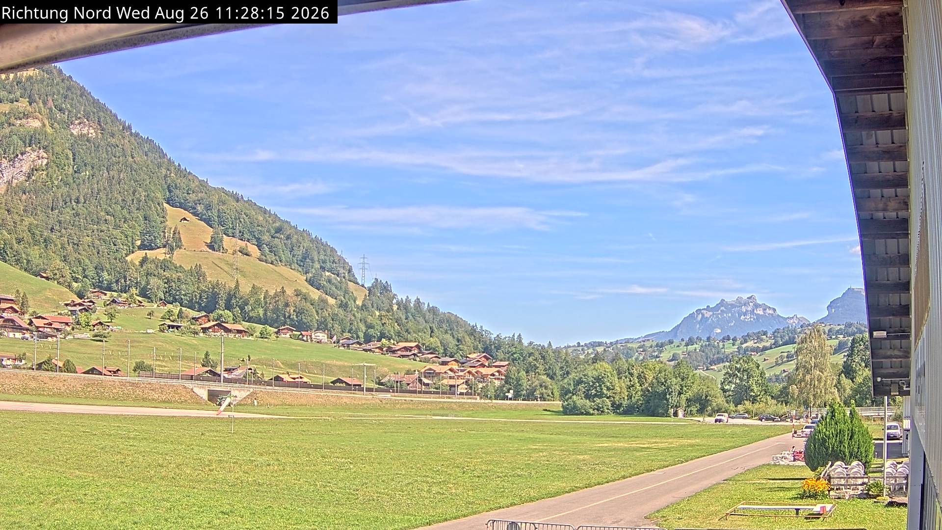 Reichenbach im Kandertal › Norden: Skydive by OUTDOOR - Air Base Drop Zone - Fluggruppe Reichenbach