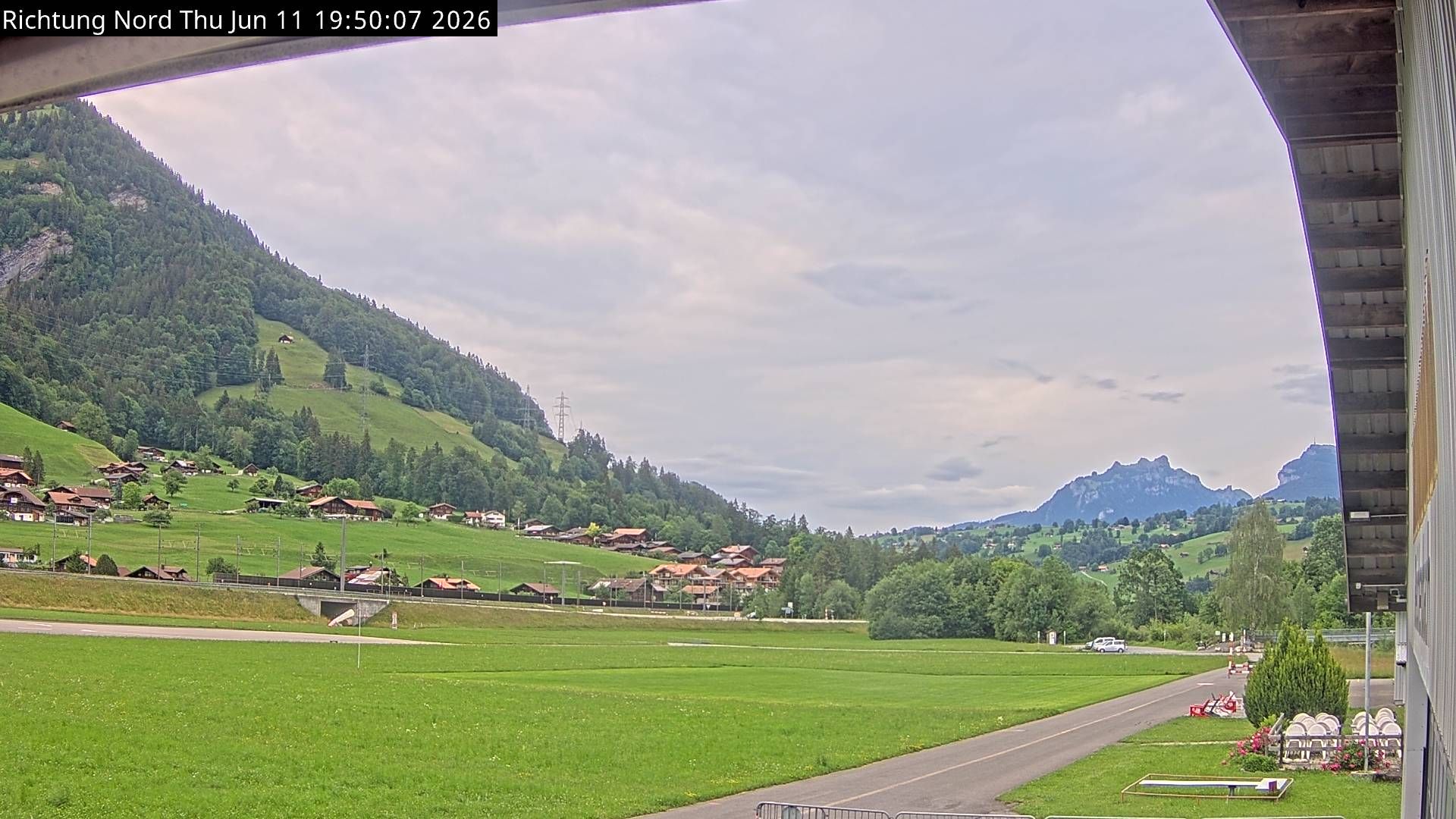 Reichenbach im Kandertal › Norden: Skydive by OUTDOOR - Air Base Drop Zone - Fluggruppe Reichenbach