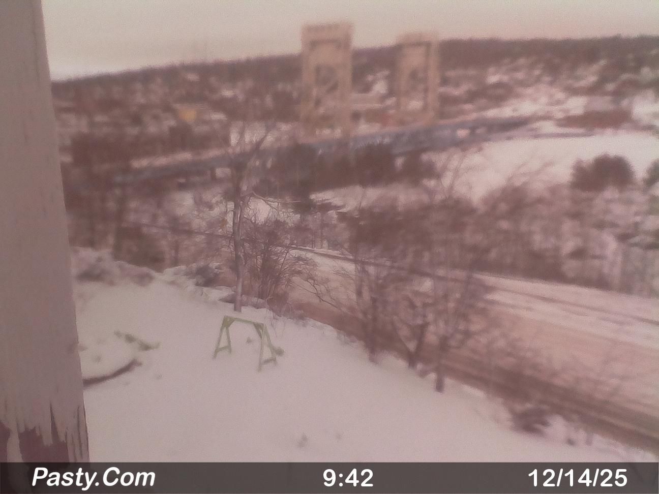 Traffic Cam Hancock: Houghton Bridge
