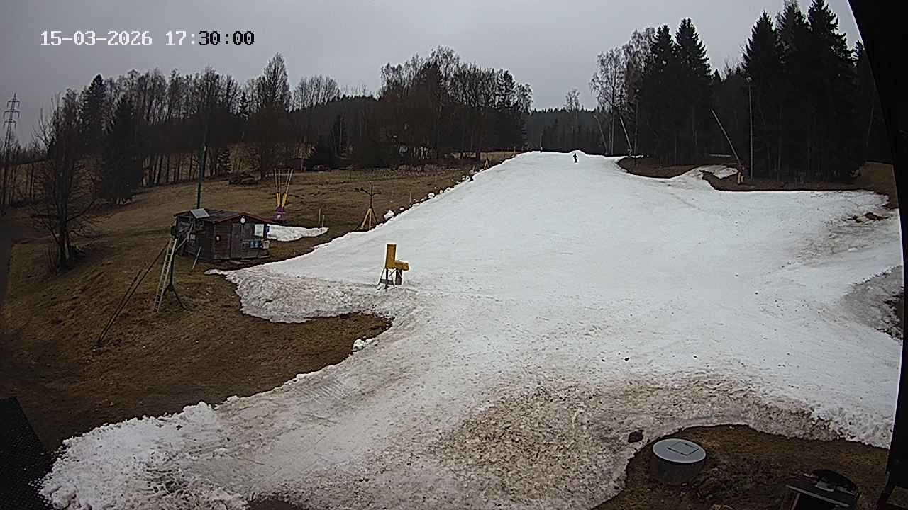 Traffic Cam Radvanice › North: Česko: Lyžařský vlek