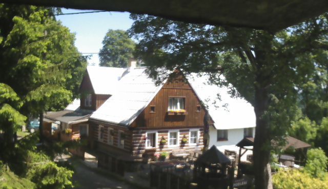 Traffic Cam Korenov › East: Penzion Podlesí