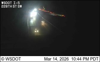 Traffic Cam Mountlake Terrace: I-5 at MP 178.7: 228th St SW