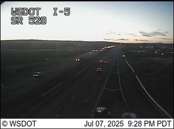 Traffic Cam Marysville: I-5 at MP 198.4: SR 529 Interchange