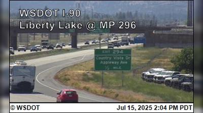 Liberty Lake: Traffic & Landscape Views