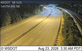 Traffic Cam Highlands: SR 520 at MP 8.6: 140th Ave NE