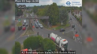 Roehampton Vale Traffic and Landscape