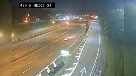 Traffic Cam Rochester › East: I-490 at Meigs Street