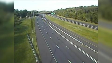 Traffic Cam Manchester: CAM - I-84 EB Exit 63 - Rt. 30 (Tolland Tpke)