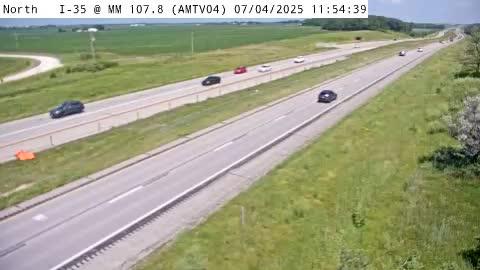 Traffic Cam Midvale: AM - I-35 @ MM 107.8 (04)