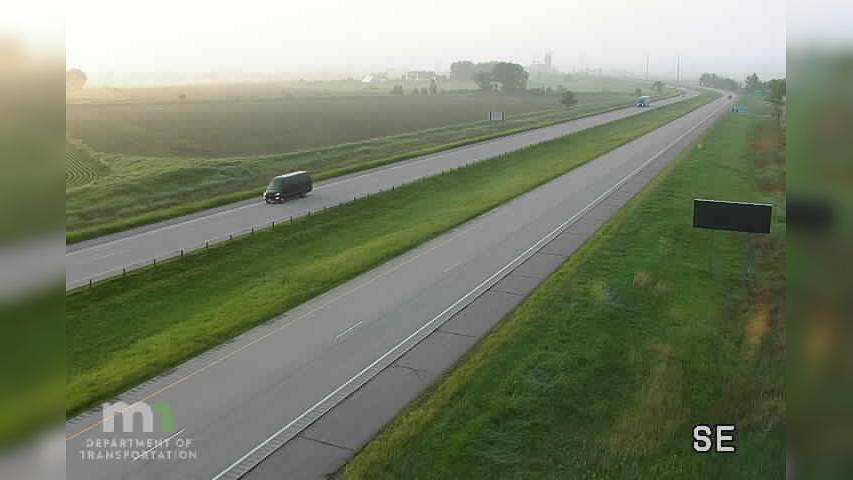 Traffic Cam Barnesville: I-94 EB W of T.H.9