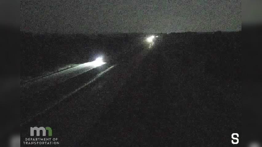 Traffic Cam Medford: I-35 SB (MP 51.0)