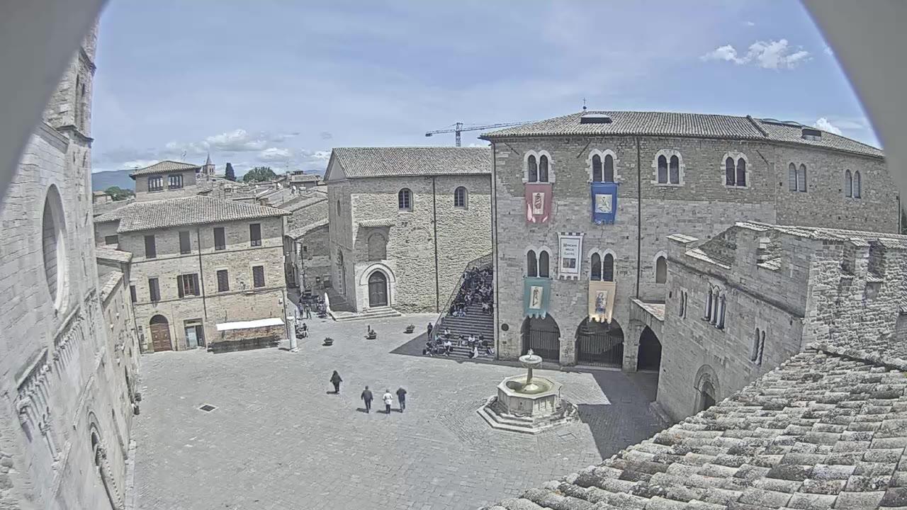 Webcam Bevagna, Piazza Silvestri - Umbria Webcam