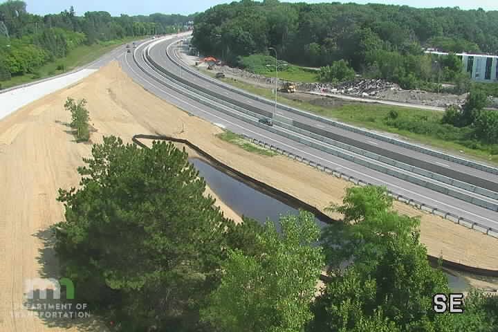 Traffic Cam Wayzata: US 12: U.S.12 WB @ Central Ave