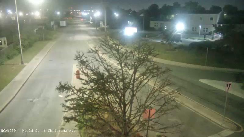 Traffic Cam Wilmington: HEALD ST. @ CHRISTINA AVE