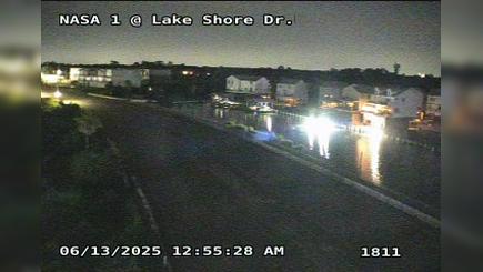 Traffic Cam El Lago › East: NASA 1 @ Lake Shore Dr