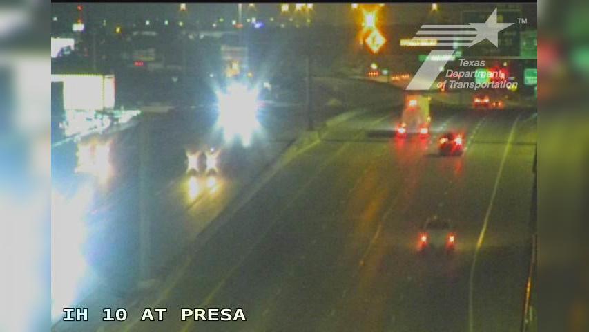 Traffic Cam San Antonio › East: IH 10 at Presa