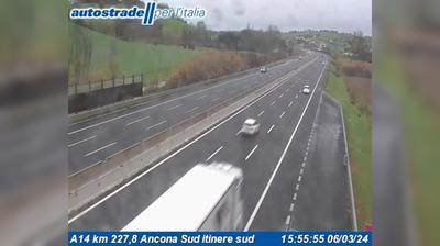 Preview delle webcam di Ancona: A14 km 227,8 - Sud itinere sud