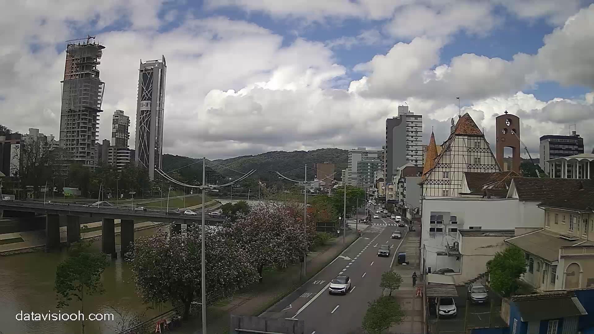 Blumenau durante o dia