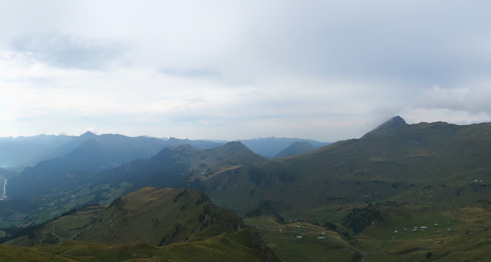Traffic Cam Hasliberg: Meiringen - Alpen Tower