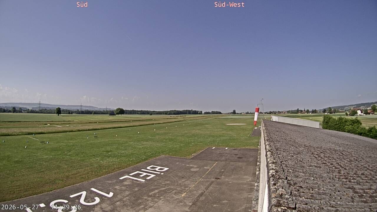Kappelen: Airfield Biel - Kappelen LSZP