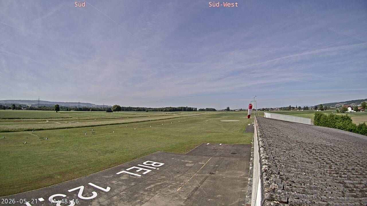 Kappelen: Airfield Biel - Kappelen LSZP