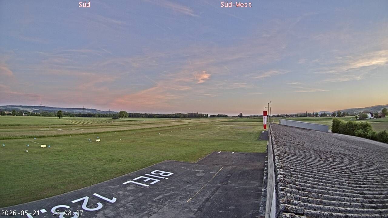 Kappelen: Airfield Biel - Kappelen LSZP