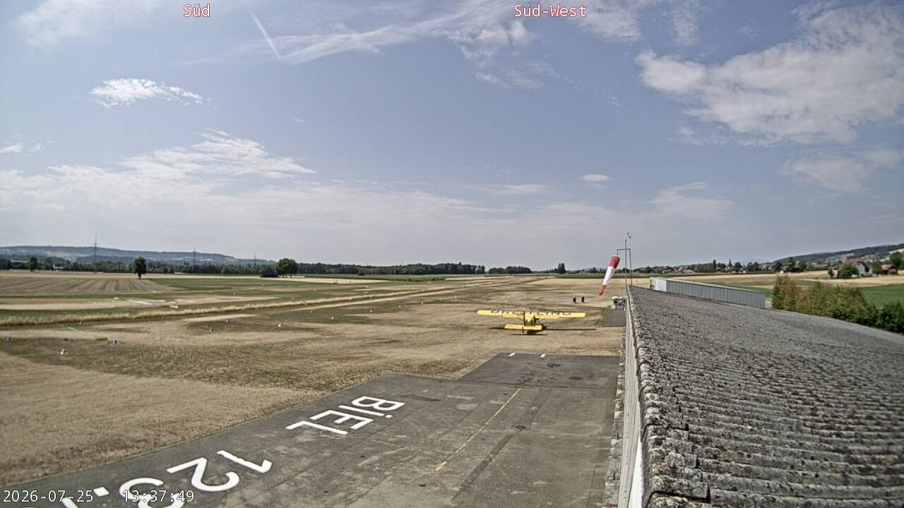 Kappelen: Airfield Biel - Kappelen LSZP