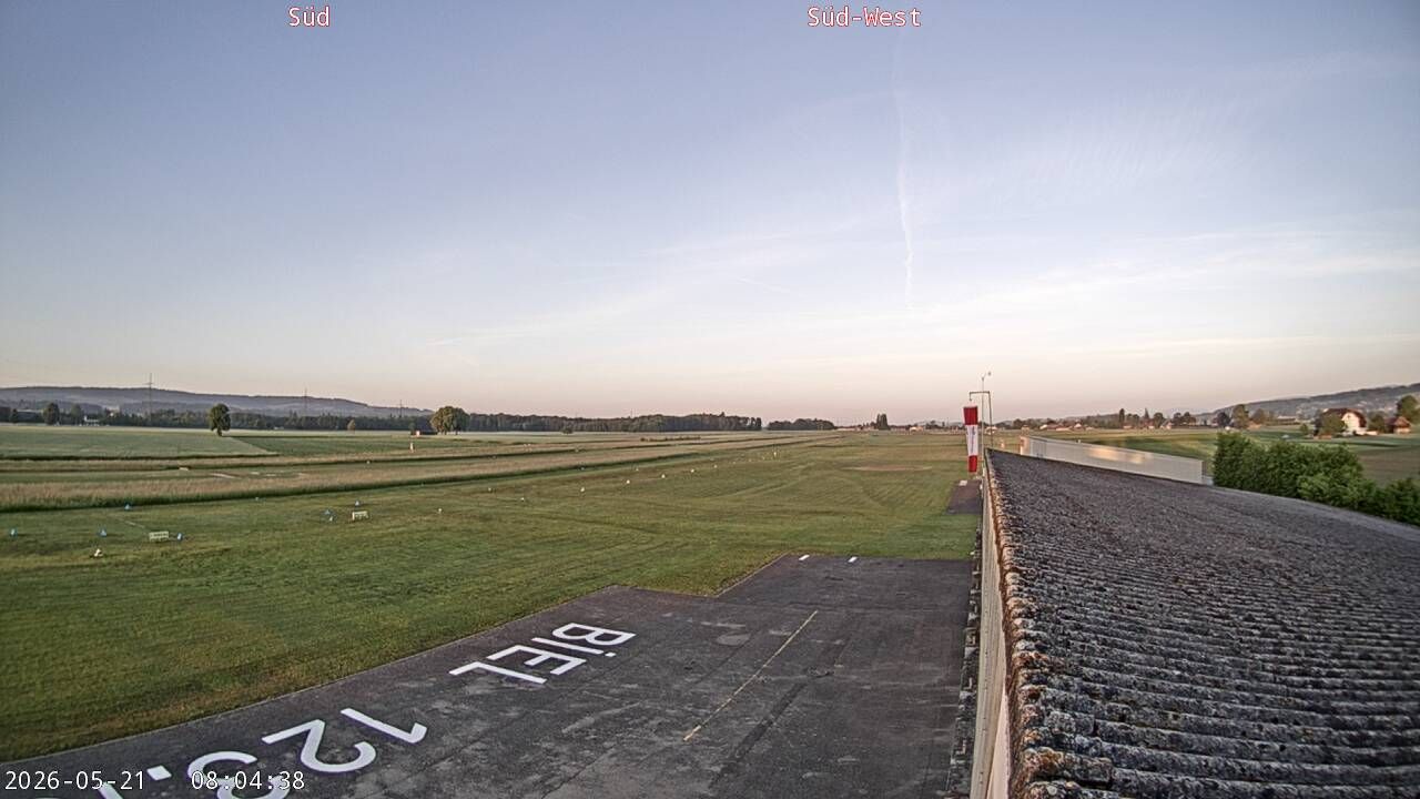 Kappelen: Airfield Biel - Kappelen LSZP