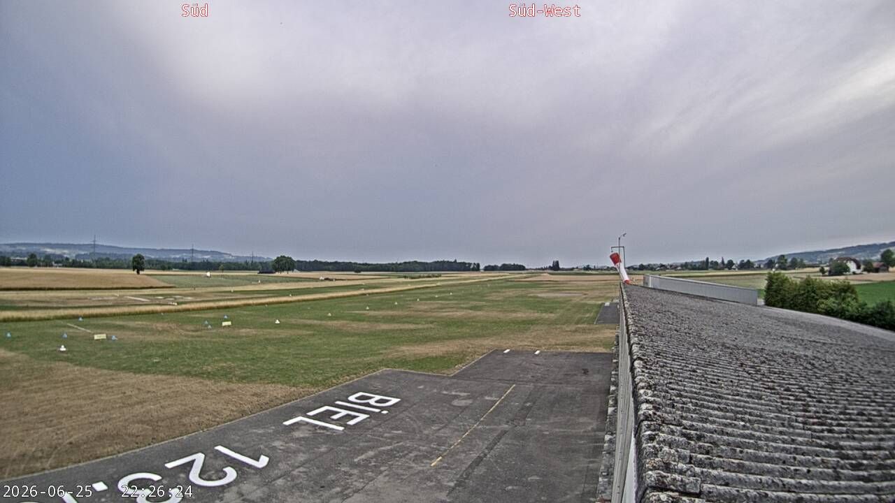 Kappelen: Airfield Biel - Kappelen LSZP