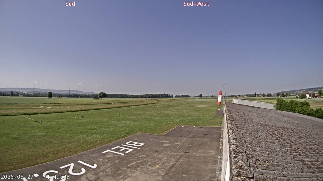 Kappelen: Airfield Biel - Kappelen LSZP