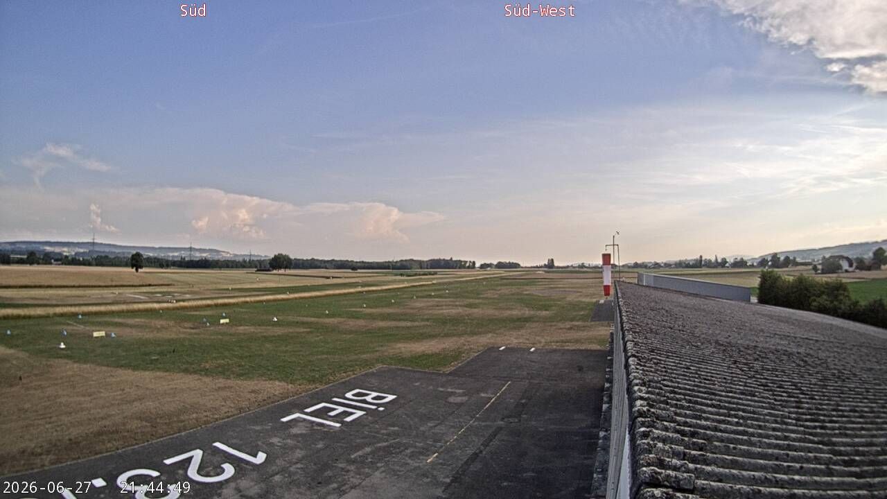 Kappelen: Airfield Biel - Kappelen LSZP