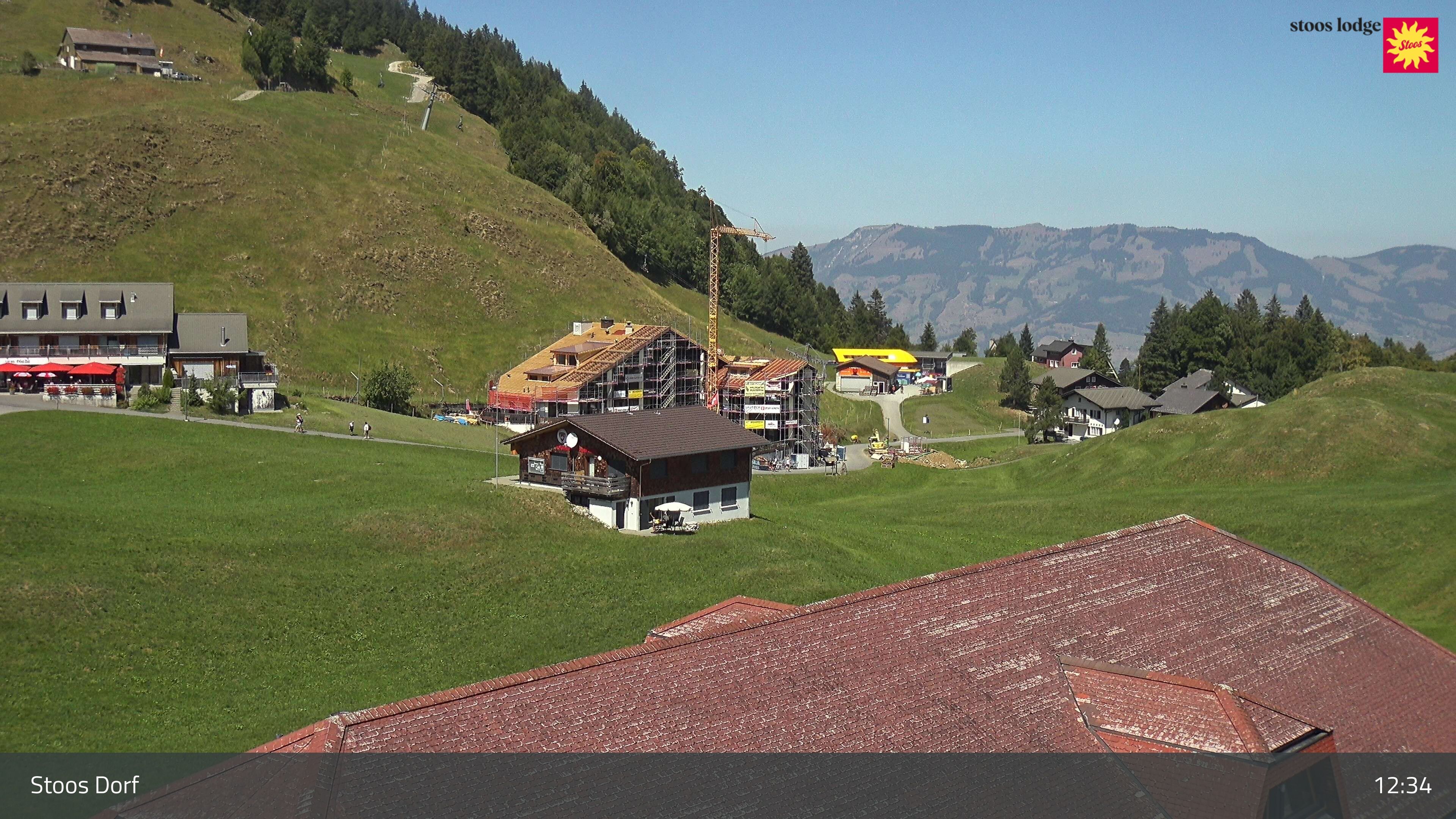 Stoos SZ › Nordwesten: Bounce Circus Fronalphalle Stoos - Schweizer Skischule Stoos - Stoos(Sesselbahn Fronalpstock)