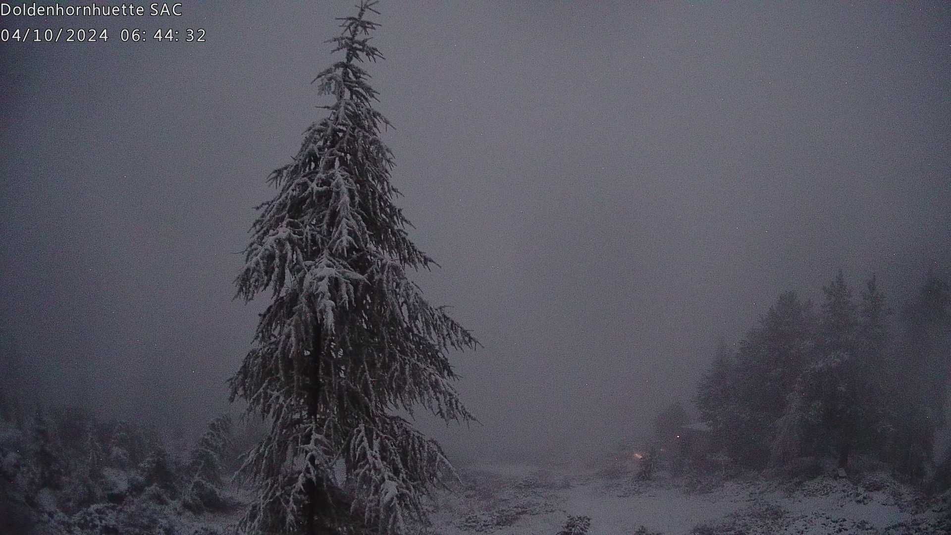 Kandersteg › Ost: Doldenhornhütte