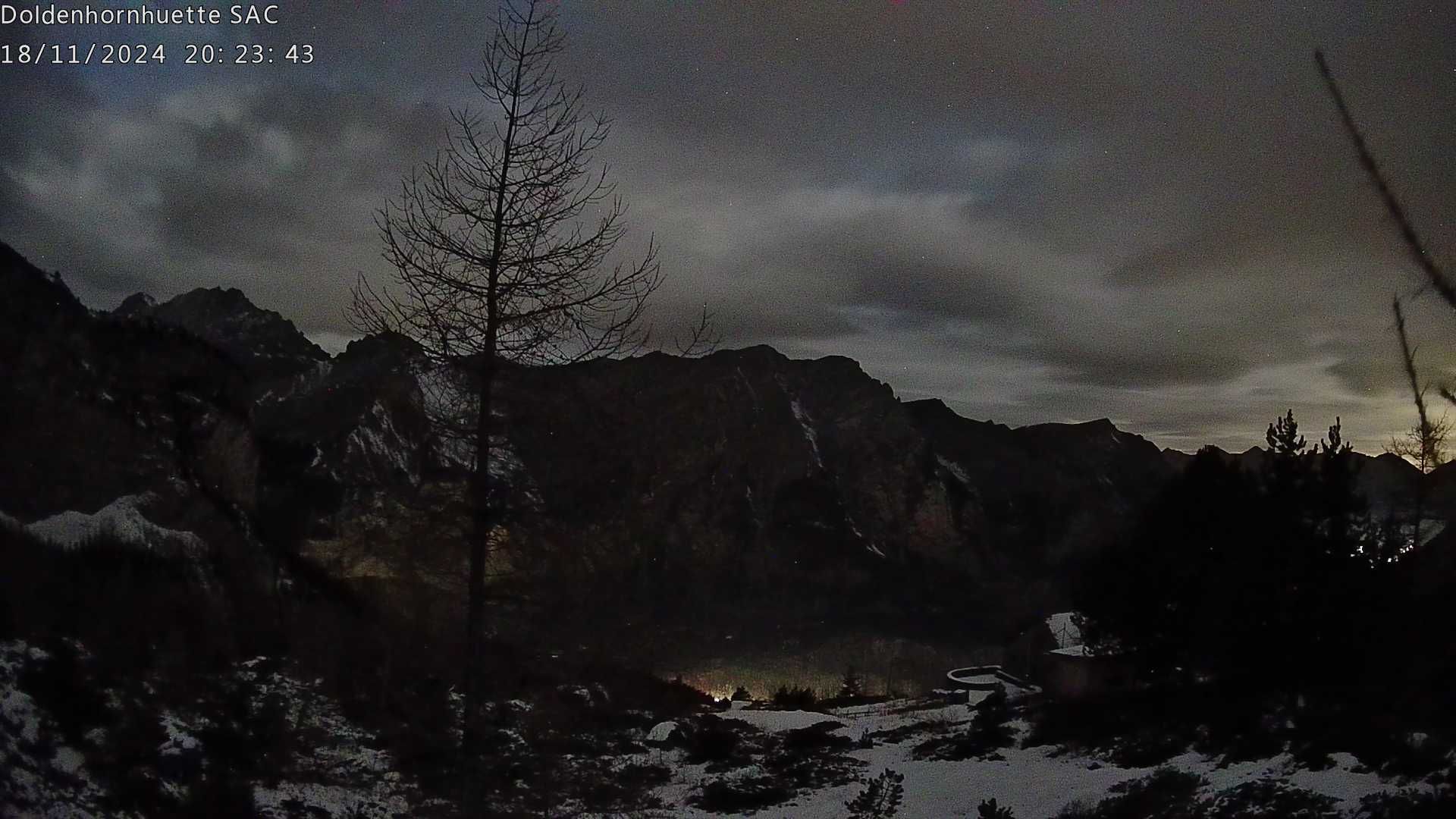 Kandersteg › Ost: Doldenhornhütte