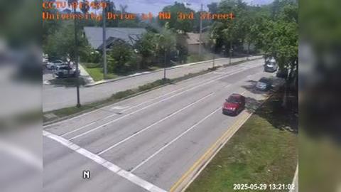 Traffic Cam Plantation: University Drive at NW 3rd Street