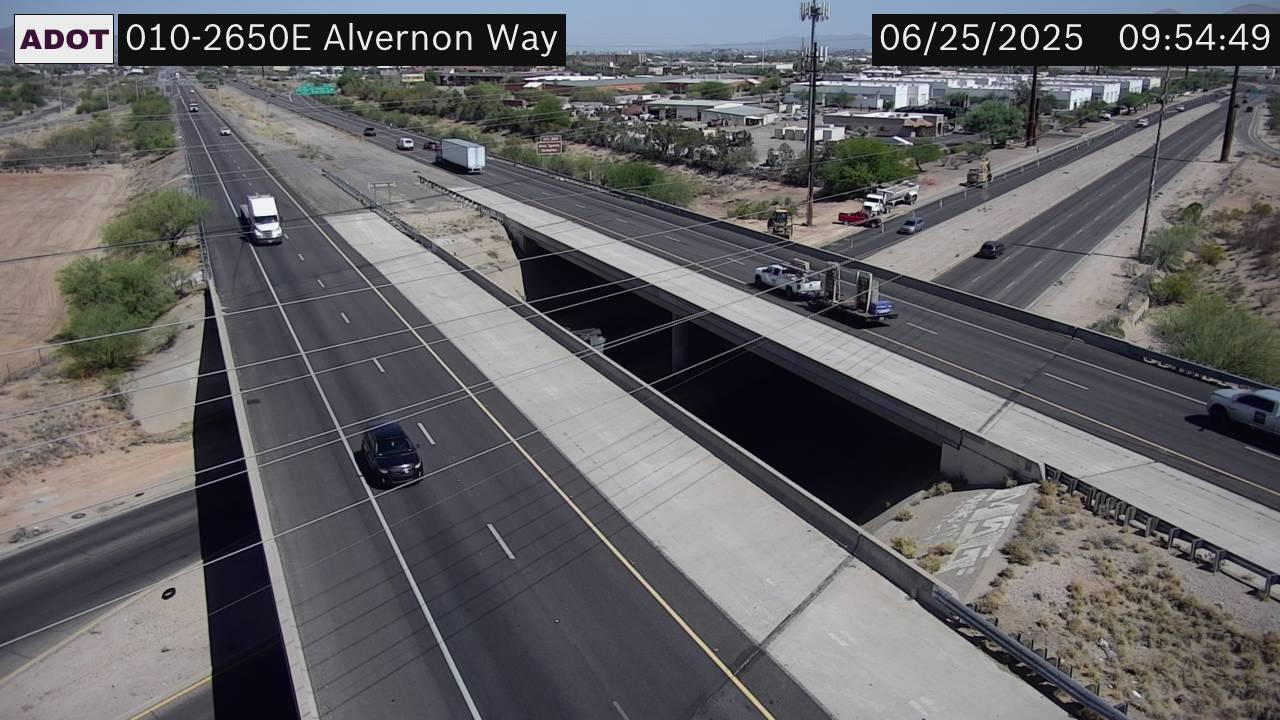 Traffic Cam Tucson › East: I-10 EB 265.08 @Alvernon