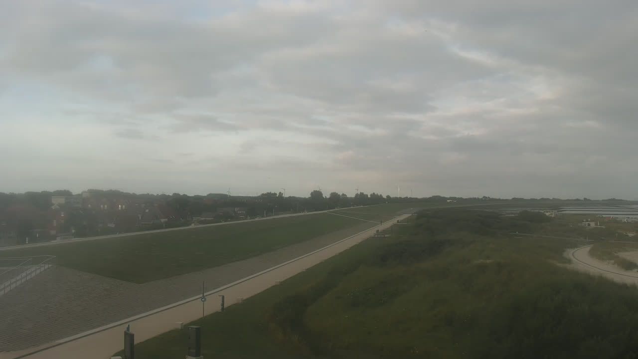 Traffic Cam Norden: Livespotting - Webcam in Norddeich mit Dünenlandschaft und Wattenmeer