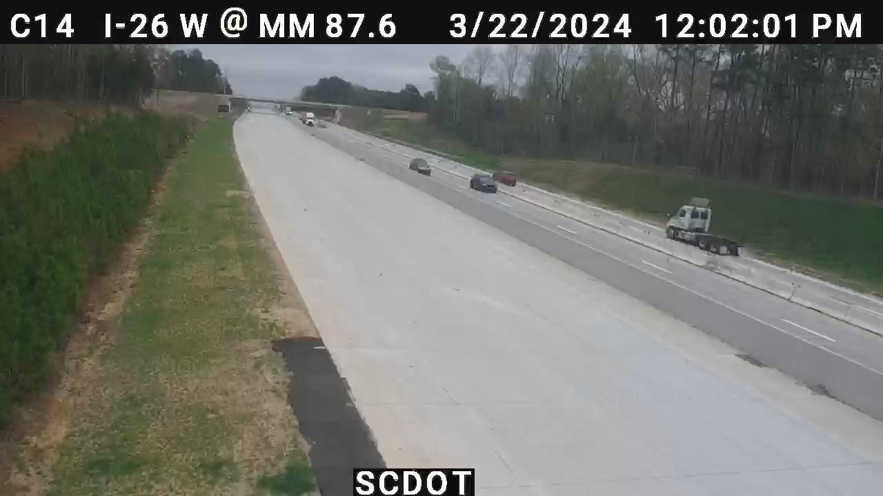 Traffic Cam Little Mountain: I-26 W @ MM 87.6