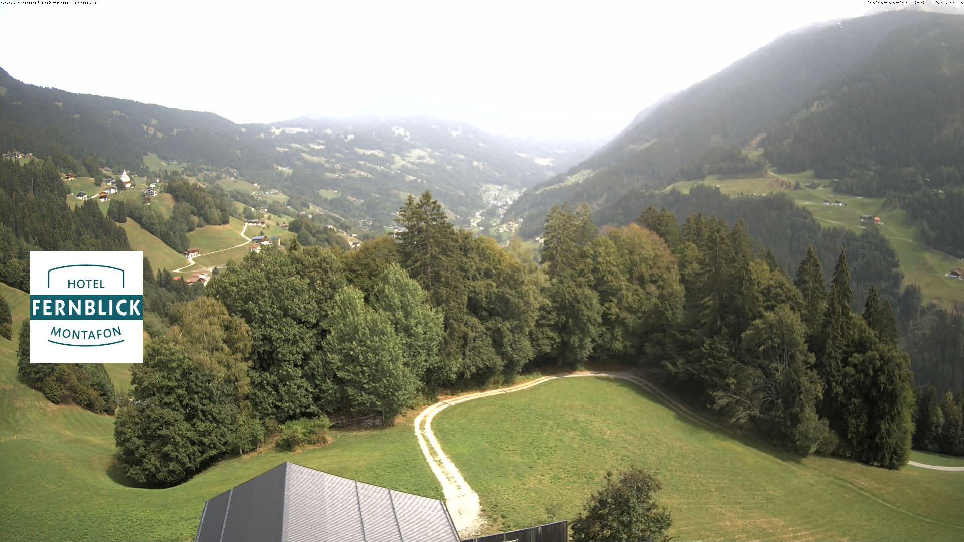 Traffic Cam Gemeinde Bartholomaberg › South-West: Hotel Fernblick Montafon - Silbertal