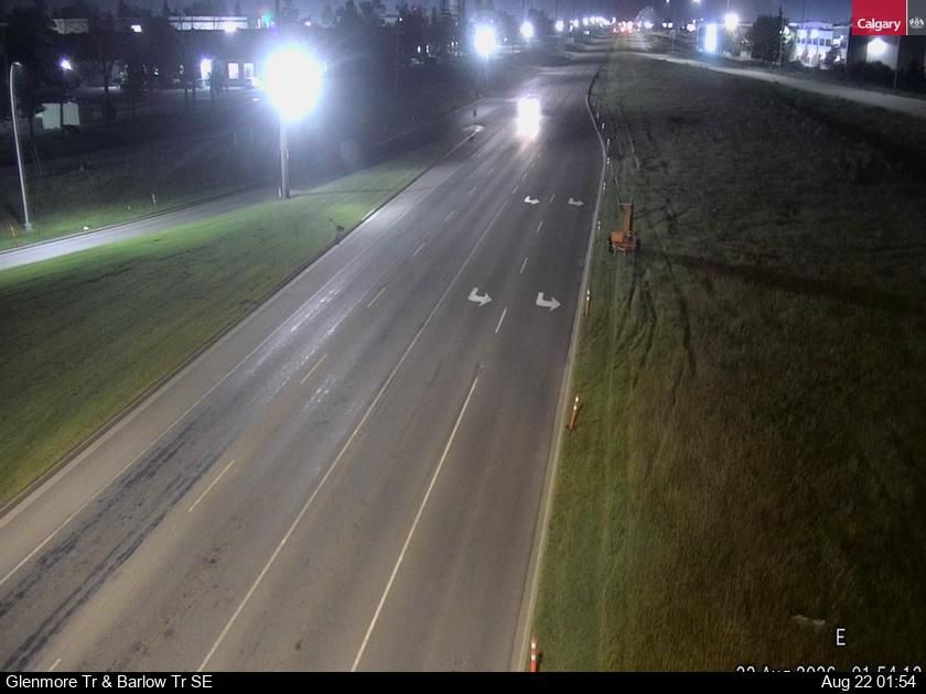 Traffic Cam South Foothills: Glenmore Trail - Barlow Trail
