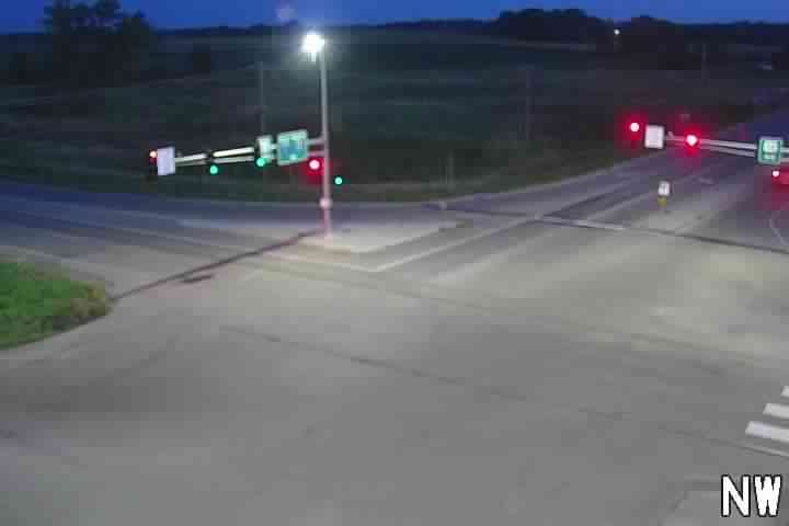 Traffic Cam Norwood Young America: US 212: T.H.212 @ Reform St EB