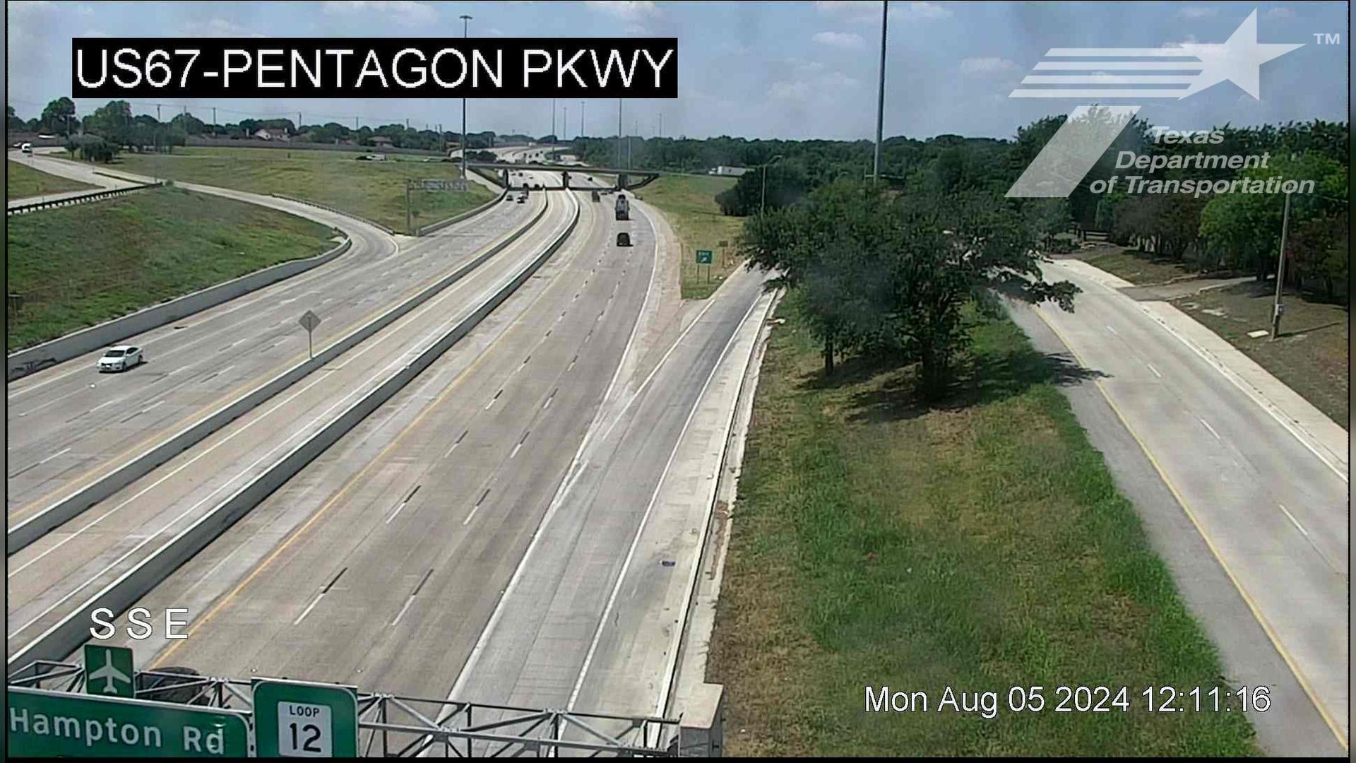 Traffic Cam Dallas › North: US 67 @ Pentagon Pkwy