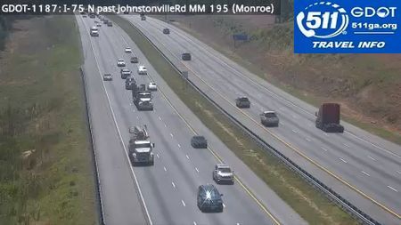 Traffic Cam Higgins Mill: 104516--2