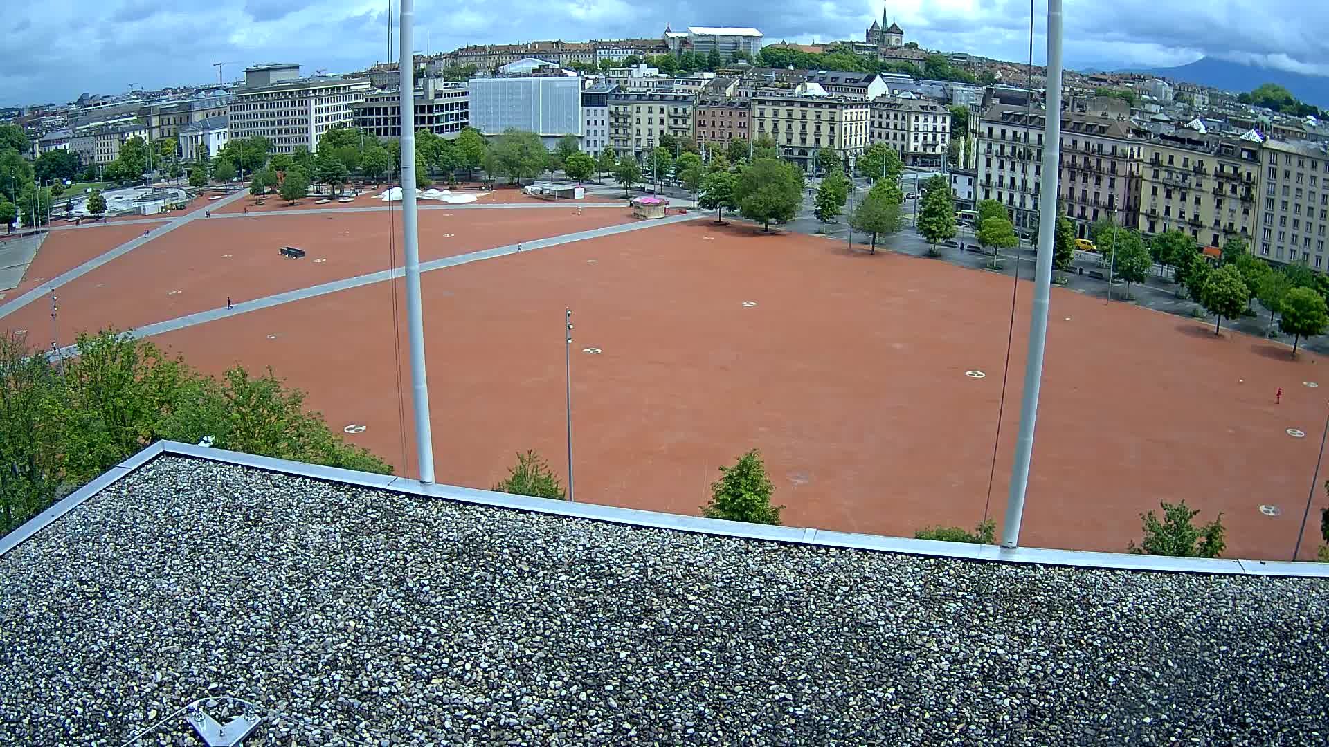 Genf › Nordosten: Genève Home information - Plaine de Plainpalais