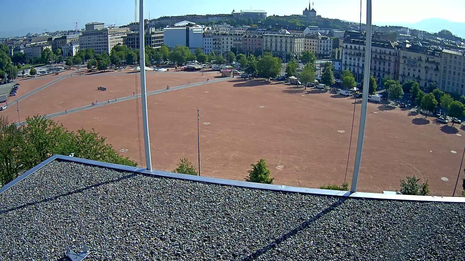 Genf › Nordosten: Genève Home information - Plaine de Plainpalais
