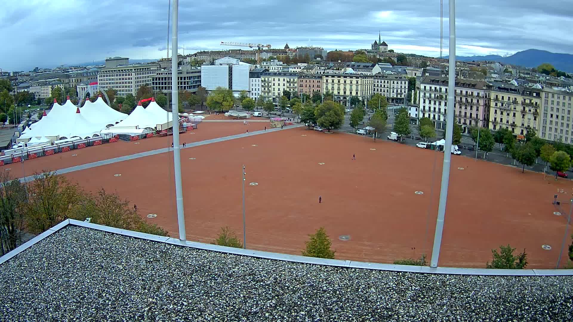 Genf › Nordosten: Genève Home information - Plaine de Plainpalais